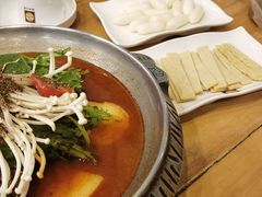 -喇喇排骨火锅·传统韩式脊骨汤(望京西园总店)