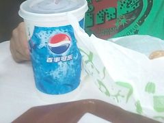 -华莱士·全鸡汉堡(东凤兴华店)