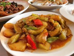 -巧婆婆特色东北菜·铁锅炖