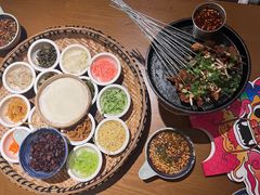 -包整·丝娃娃(一览甲秀楼风景店)