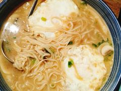 -爱啤精酿·民谣酒馆(滨江店)