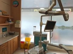 -上海仁爱医院口腔科 · 种植