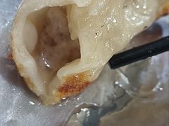 -黄阿姨锅贴大王(万航渡路店)