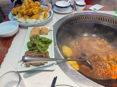 -雪乡人家东北菜·铁锅炖一切(高斯路店)