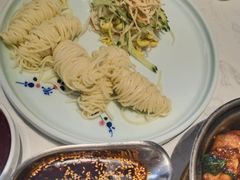 -峨嵋小镇·川菜(勒泰中心店)
