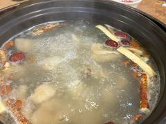 -濠轩阁特色生蚝火锅(水湾路店)