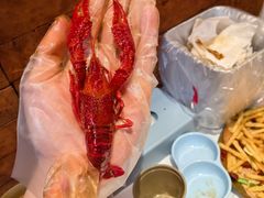 -肥肥虾庄·金牌油焖大虾(汉街SKP店)