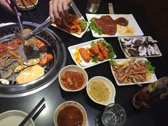 -汉罗山韩式烤肉(平房区南厂绿色新城店)