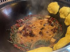 -哈尔滨烧烤·山河村铁锅炖(交大店)