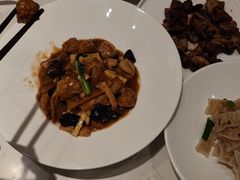 -春发生饭店·非遗(南院门店)