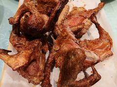 虫草菌馕坑烤鸽子-喀城木卡姆烤全羊餐厅