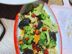 -叶派龙虾•招牌香辣蟹·海鲜(中海国际店)