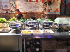 自助取餐区-蛙鱼道美蛙鱼自助火锅(新耍都店)