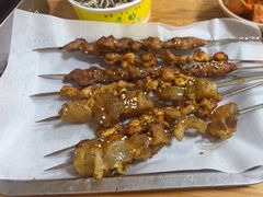 -海盗船. 龙虾烧烤. 酒馆