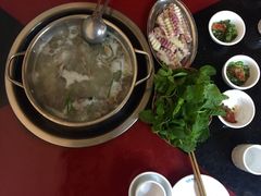 老石黑山羊-老石黑山羊毛驴肉火锅(金凯广场店)