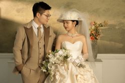 -莫兰迪婚纱摄影