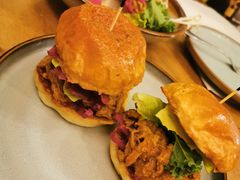 手撕猪肉汉堡-RAC BAR(安福路店)