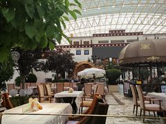 -拉萨圣地天堂洲际大饭店-自助餐厅