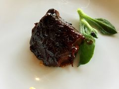 果木烟熏文火焖牛肉-三利音·东方司宴(外滩店)