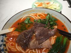 -鑫花溪牛肉米粉(凤凰街创始总店)