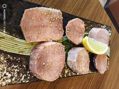 厚切牛舌-炼火烤肉店