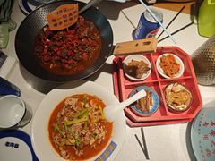 -老萍巷莲花血鸭·萍乡地标江西菜(步行街店)