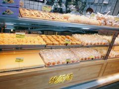 -鲍师傅糕点(江苏路店)