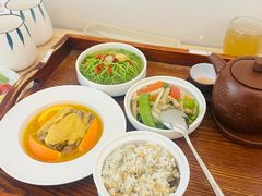 -雪梅月子中心(华侨城店)