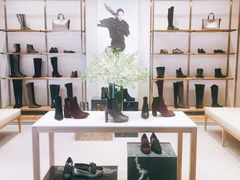 -STUART WEITZMAN(静安嘉里中心店)