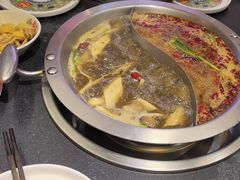 -沸炉重庆老火锅(军事博物馆店)