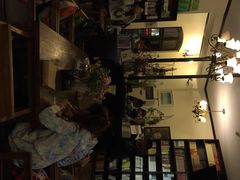 iphone_upload_pic-良友书坊(安徽路店)
