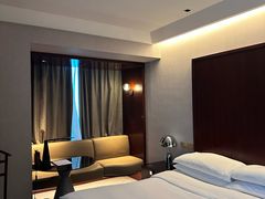 -上海龙之梦万丽酒店