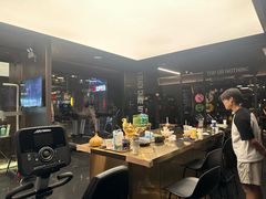 -TOP健身私教工作室(侨香店)