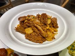 -闫府私房菜·老字号(恒隆店)