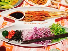 -威记烧嘢·南宁烧烤·超级生牛(绿地店)