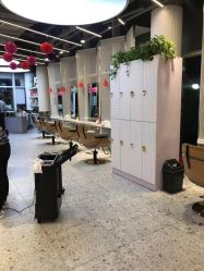 -PE SALON 