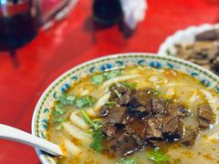 -金杨拉面王小吃面馆·牛三宝面·红烧牛肉粉