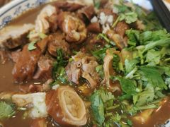 卤煮火烧-门框胡同百年卤煮(新街口店)