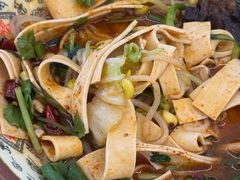 -同济大学本部学苑饮食广场