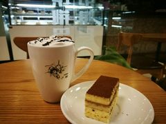 -织荆鸟咖啡(首开福茂店)