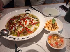-江渔儿酸菜鱼(映月湖环宇城店)