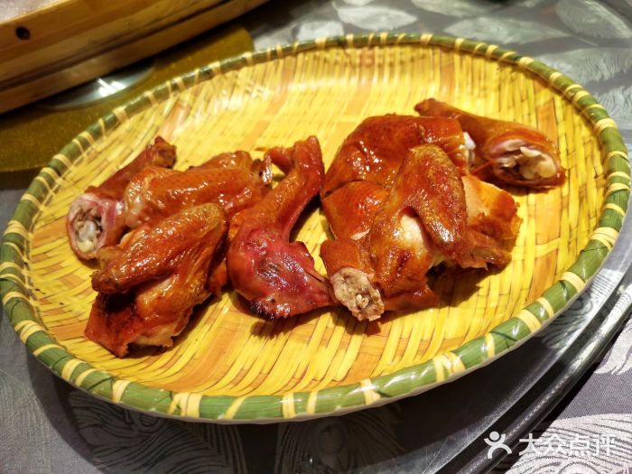 大树头森林餐厅(番禺广场店)大树头必点招烧鸡图片