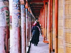 -塔公寺