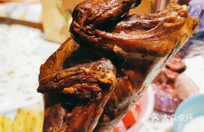 Charcoal-Grilled Live Squab