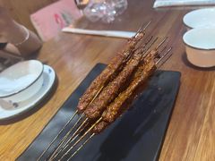 -六福烧烤酒馆(秦隆步行街店)