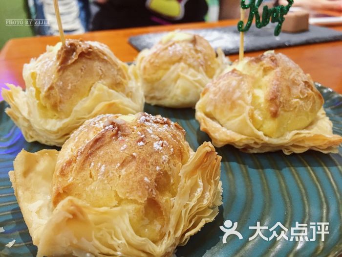 猫山王榴莲甜品musangking(猫叔河西万达店)榴莲泡芙图片 - 第227张