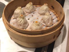蟹粉小笼包-绿波廊(豫园店)