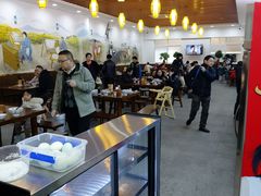 -裕新楼粉面馆·石磨手工粉(四方坪店)