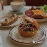 有一个北欧风的brunch店