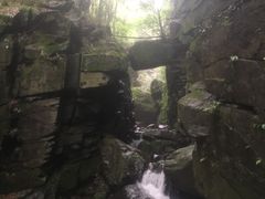 -藏龙百瀑风景区